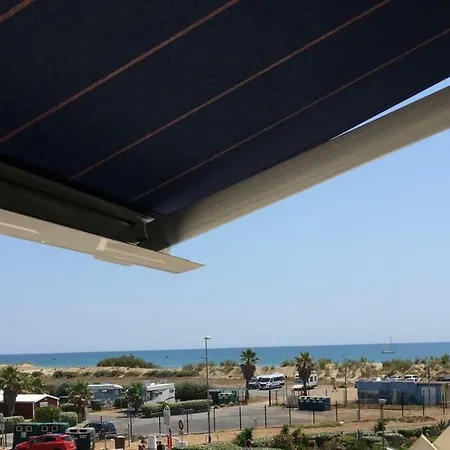 Blue * Agde